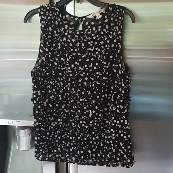 💕MAX STUDIO Polka Dot Textured Sleeveless Blouse - Picture 1 of 6